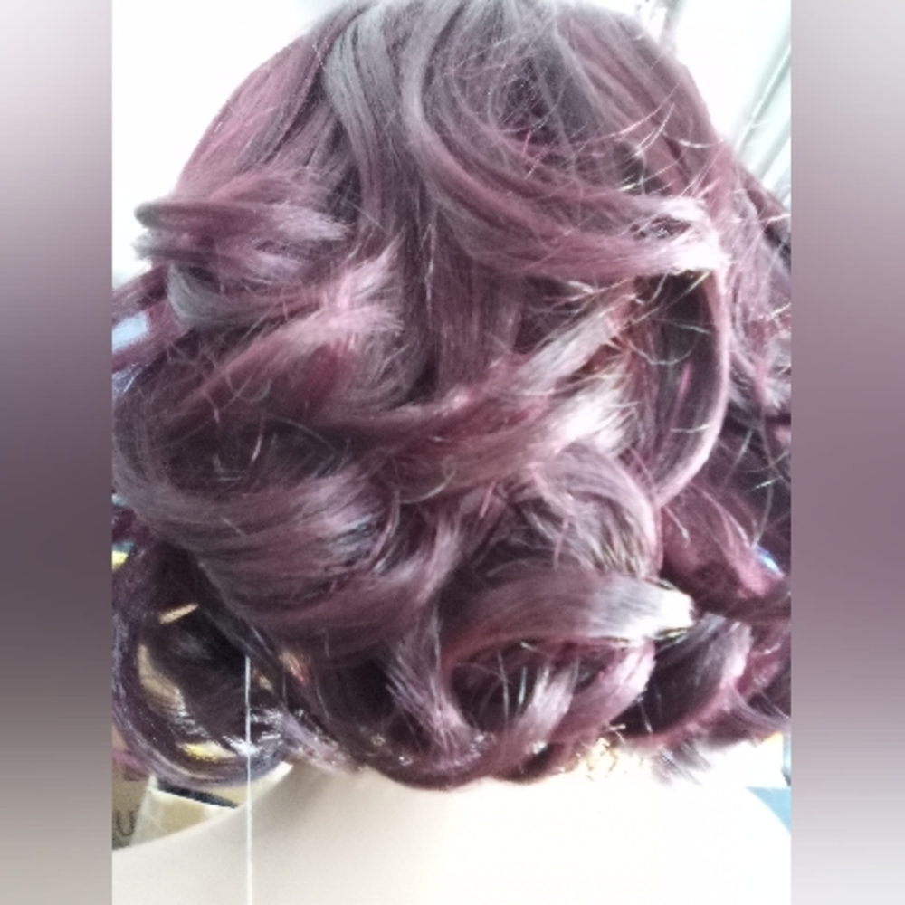 Wigs - Picture 7 of 7